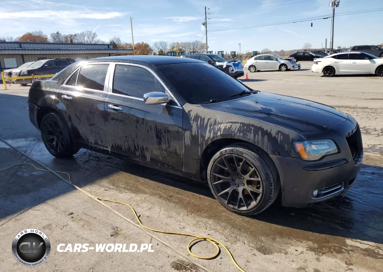 2012 Chrysler 300 Limited VIN:2C3CCACG2CH198216 - 4