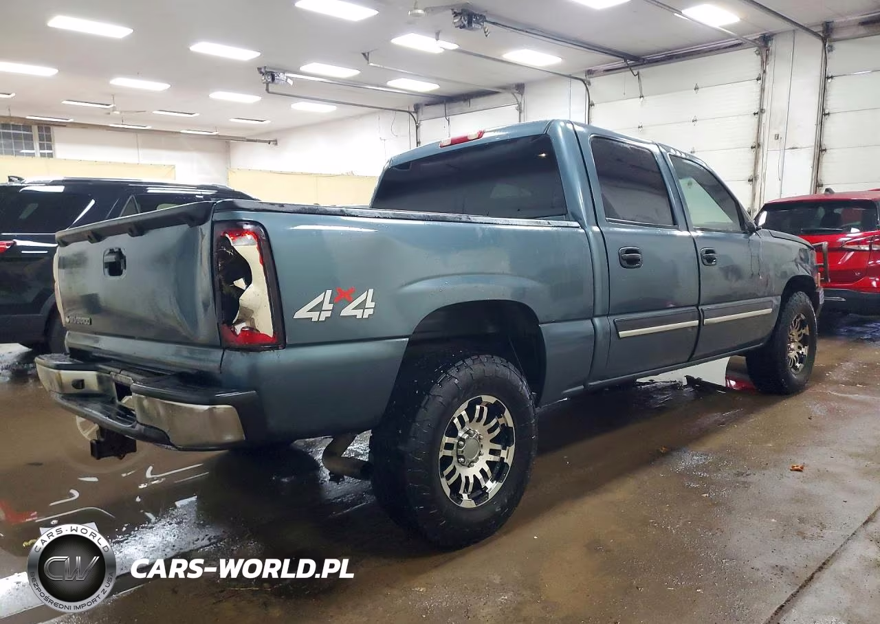 2007 Chevrolet Silverado K1500 Classic Crew Cab VIN:2GCEK13V271128476 - 3