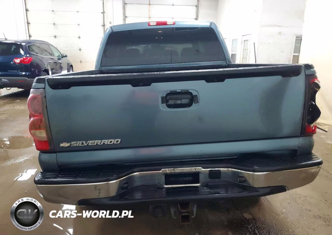 2007 Chevrolet Silverado K1500 Classic Crew Cab VIN:2GCEK13V271128476 - 6