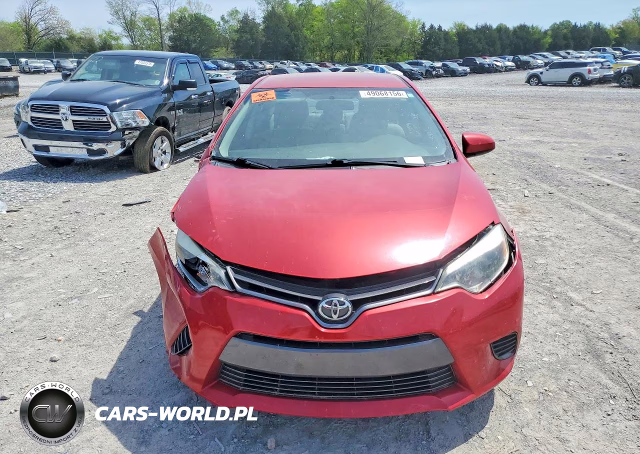 2015 Toyota Corolla Le VIN:2T1BURHE7FC370118 - 5