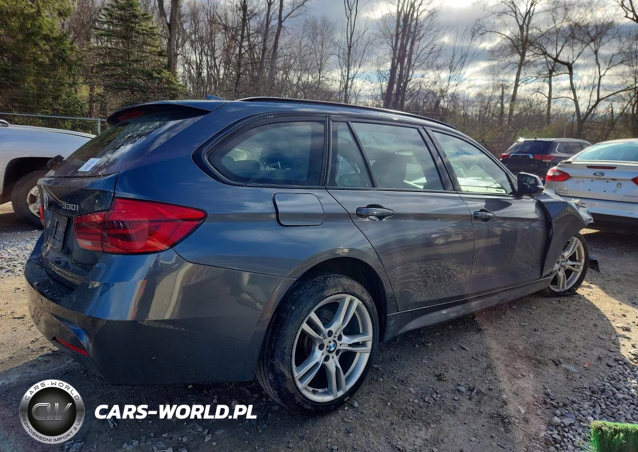 2017 BMW 330 Xi VIN:WBA8K3C33HA023621 - 3