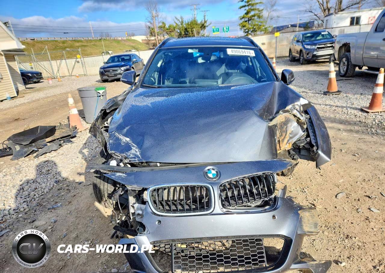 2017 BMW 330 Xi VIN:WBA8K3C33HA023621 - 5