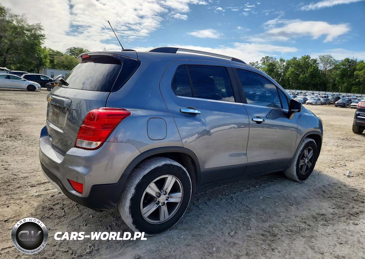2020 Chevrolet Trax 1Lt VIN:3GNCJLSB1LL282870 - 3