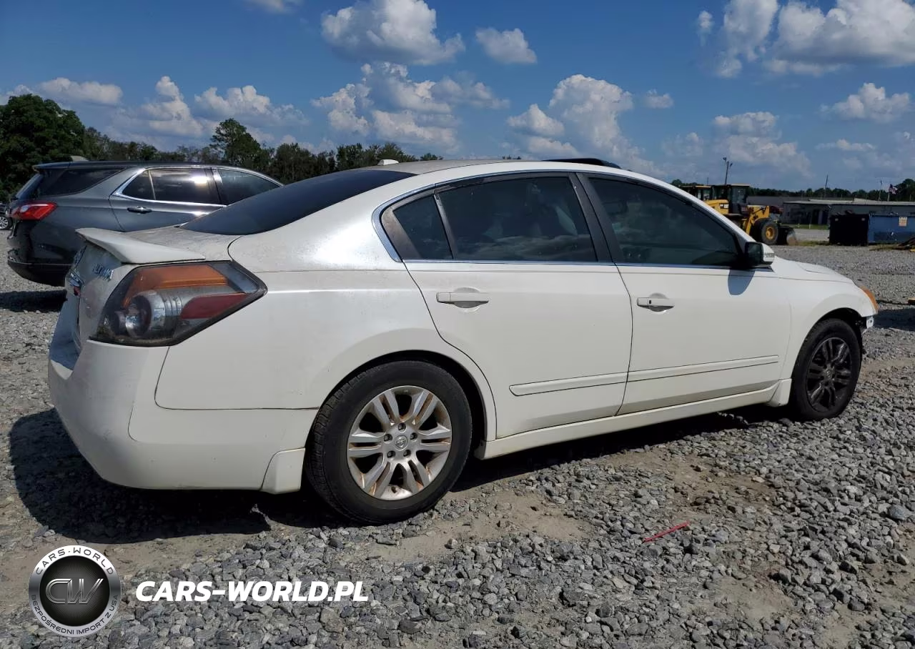 2010 Nissan Altima Base VIN:1N4AL2AP0AC134421 - 3