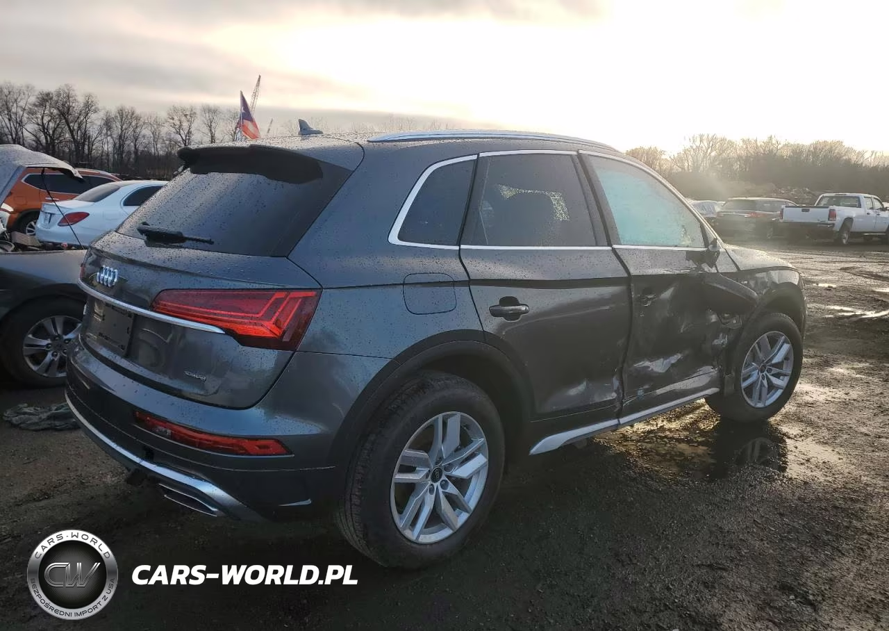 2024 Audi Q5 Premium 45 VIN:WA1GAAFY7R2120758 - 3