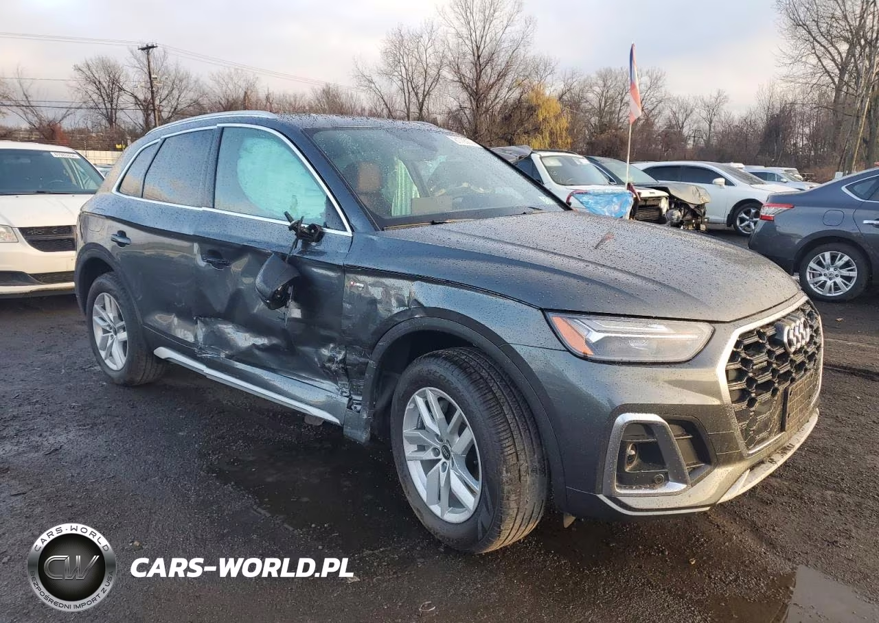 2024 Audi Q5 Premium 45 VIN:WA1GAAFY7R2120758 - 4