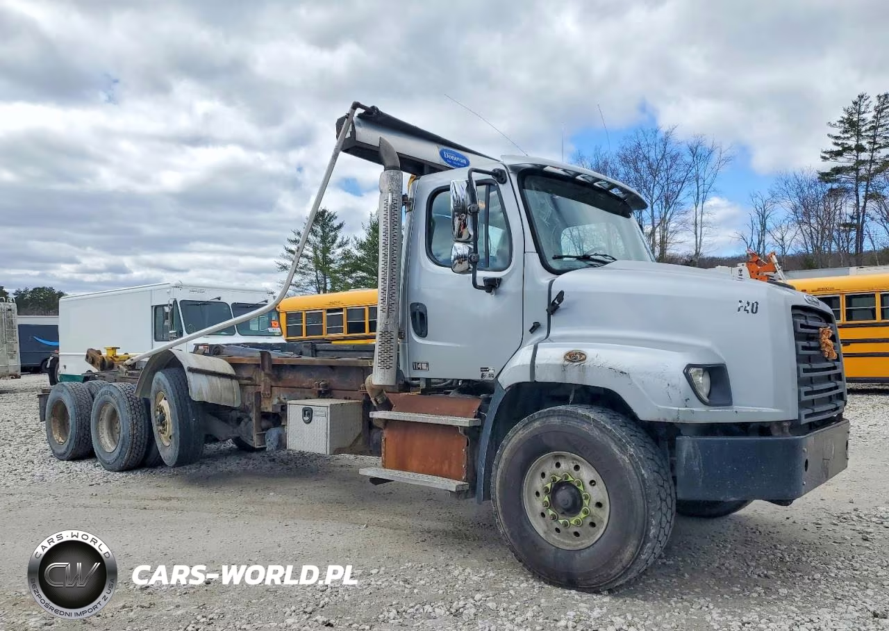 2013 Freightliner 114Sd Roll-Off Container Truck