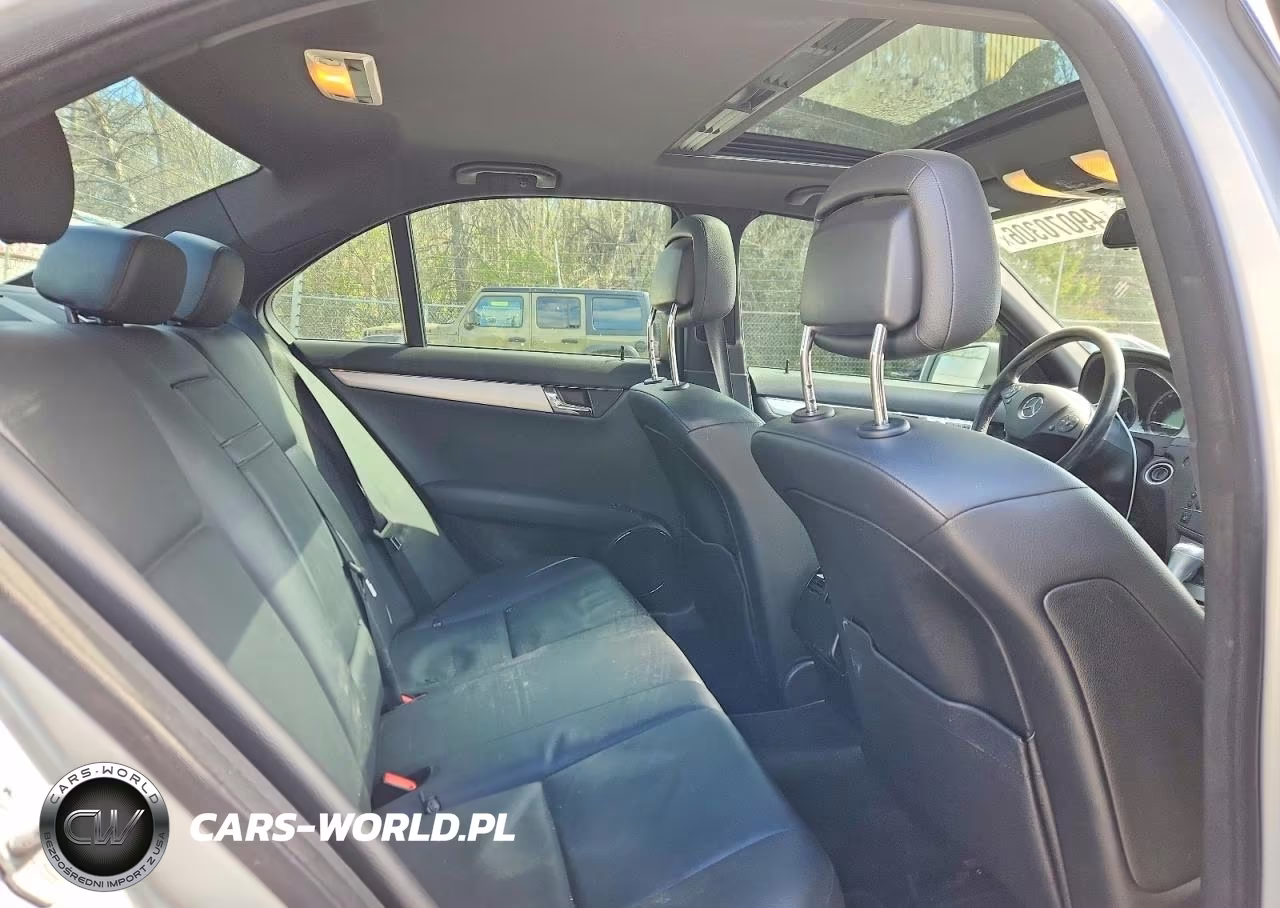 2010 Mercedes-Benz C 300 4Matic VIN:WDDGF8BB9AR086597 - 10