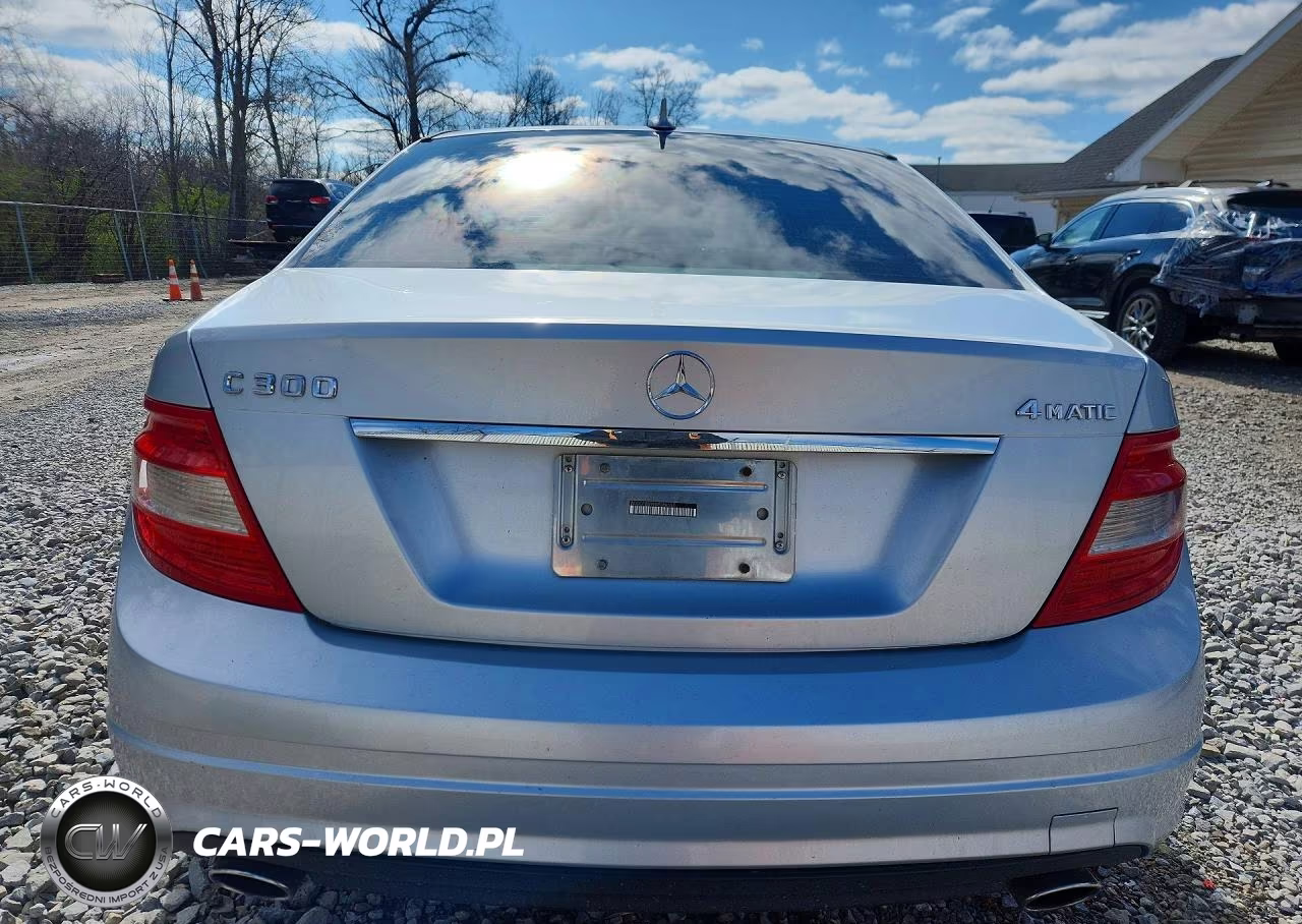 2010 Mercedes-Benz C 300 4Matic VIN:WDDGF8BB9AR086597 - 6