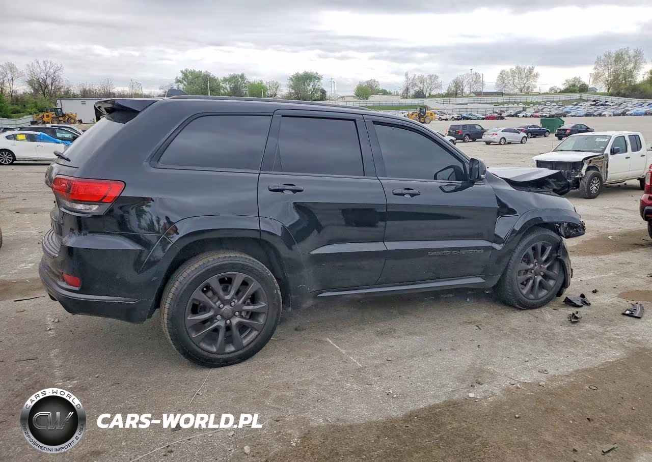 2018 Jeep Grand Cherokee Overland VIN:1C4RJFCG1JC491582 - 3