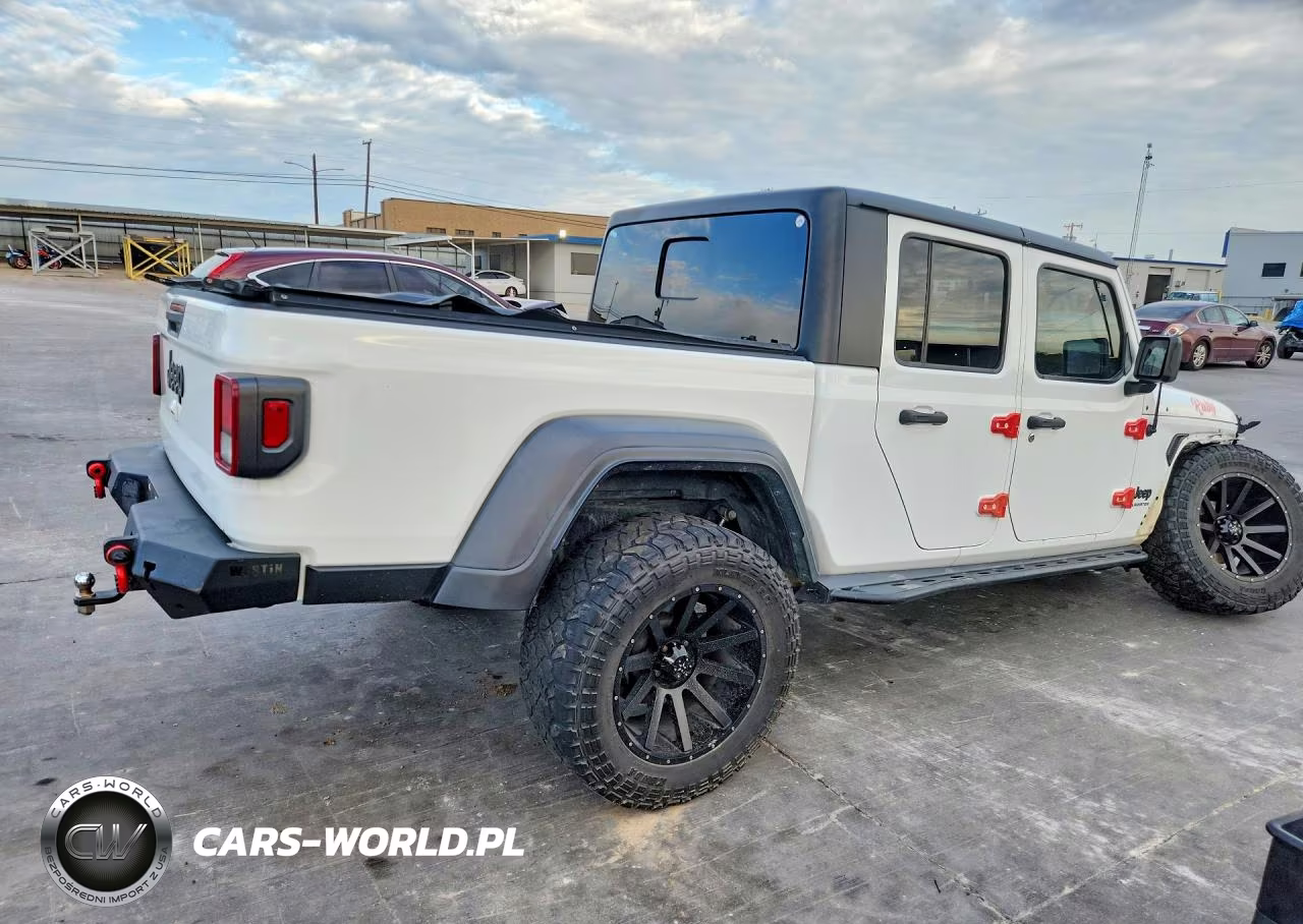 2020 Jeep Gladiator Sport VIN:1C6JJTAG0LL136167 - 3