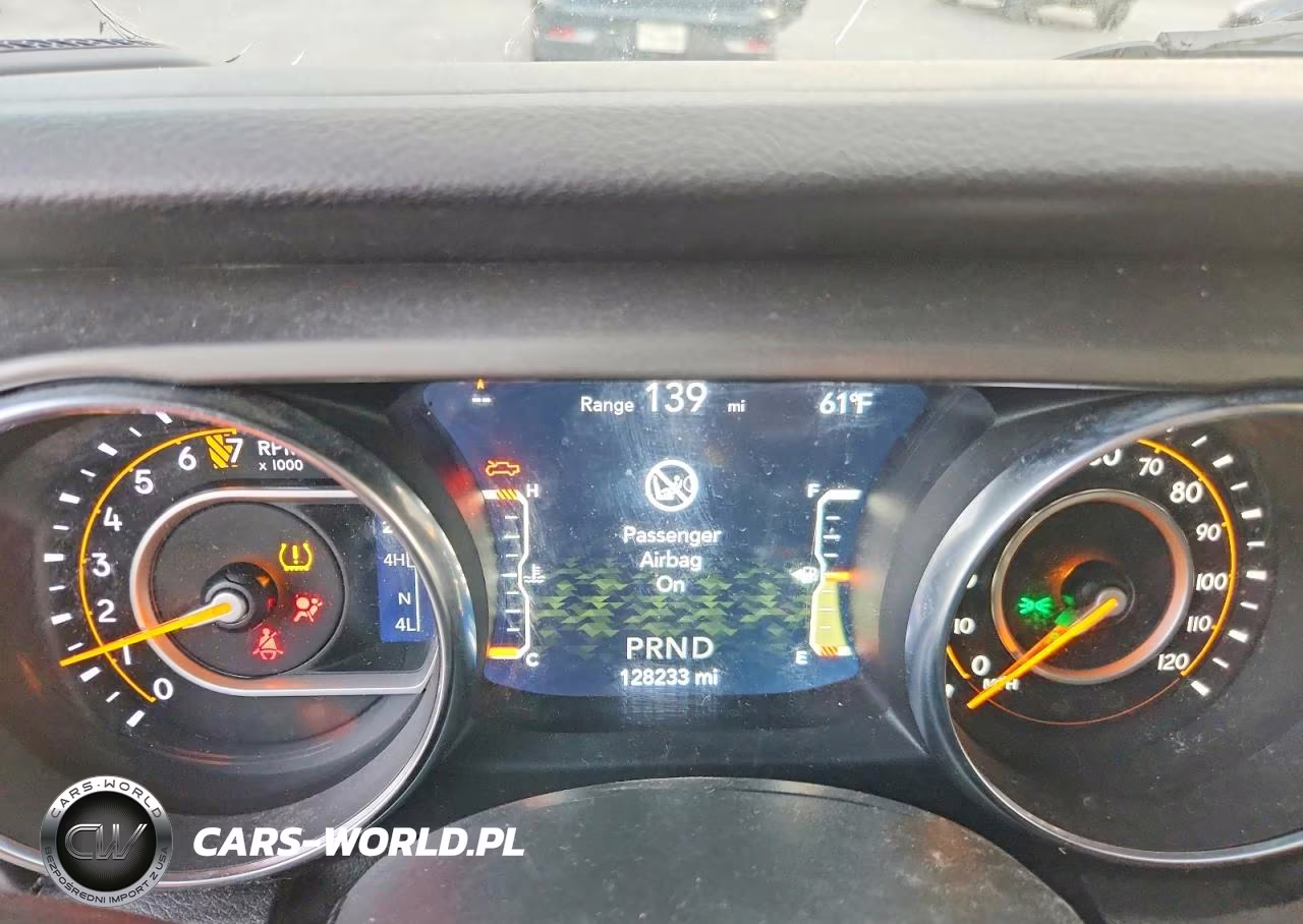 2020 Jeep Gladiator Sport VIN:1C6JJTAG0LL136167 - 9