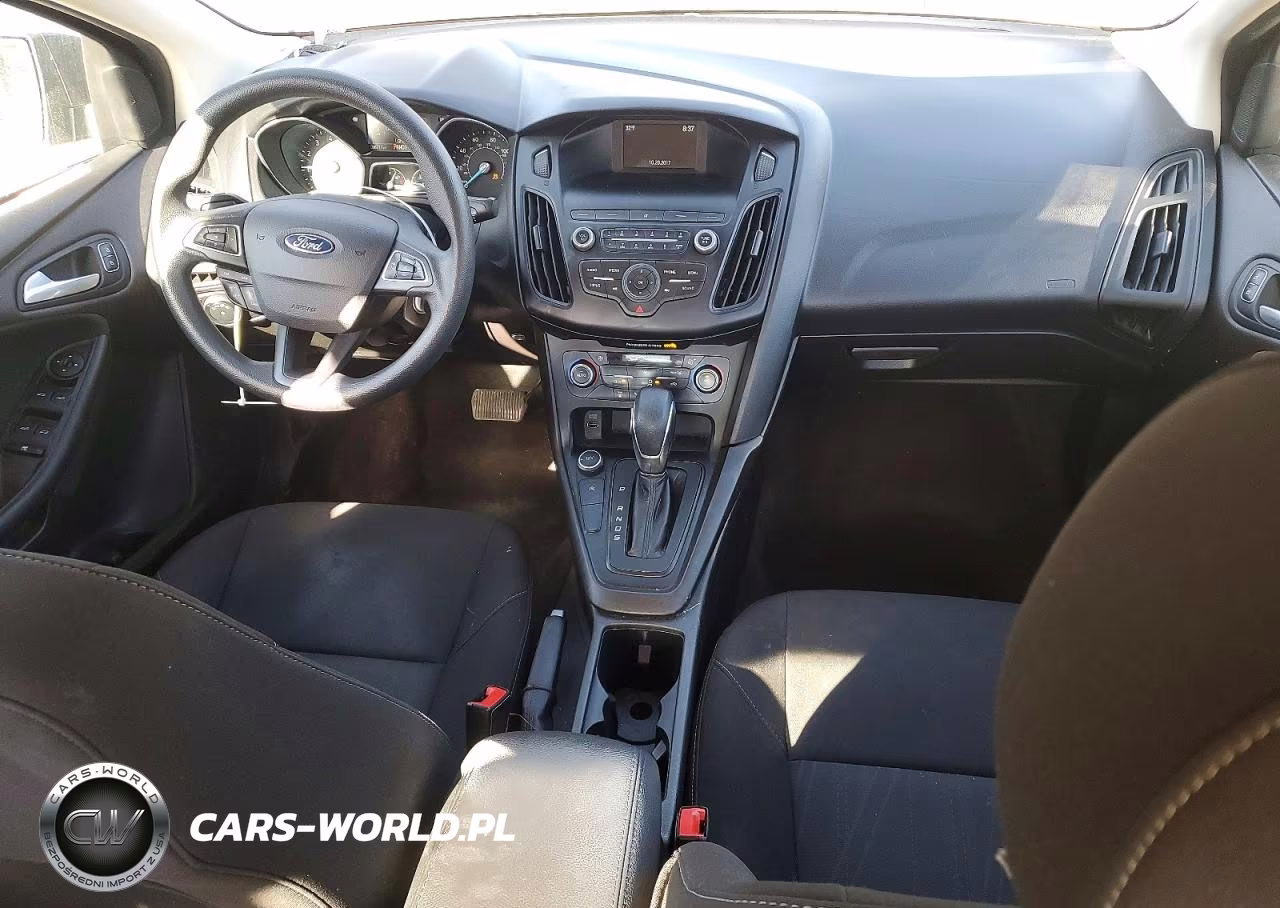 2018 Ford Focus Se VIN:1FADP3FE9JL221782 - 8