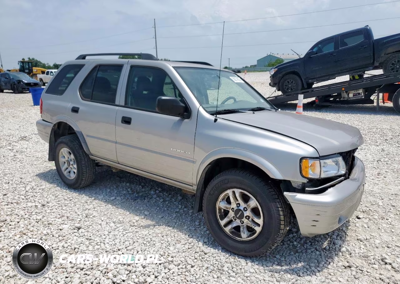 2004 Isuzu Rodeo S VIN:4S2CK58W044303313 - 4