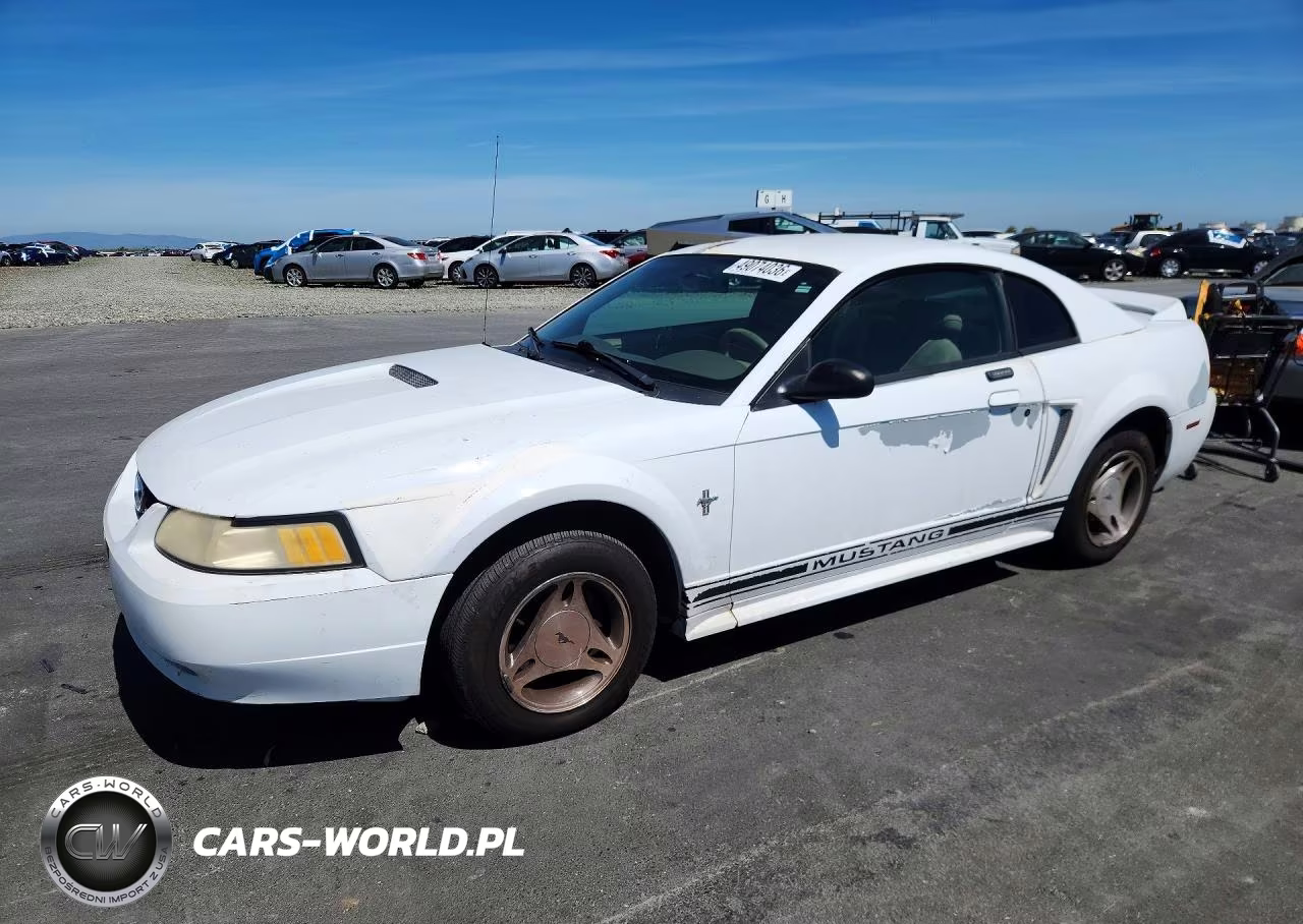 2000 Ford Mustang