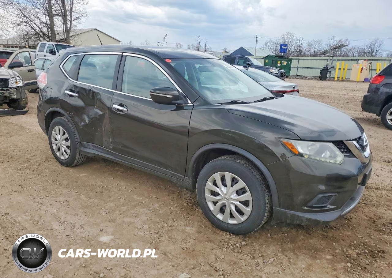 2015 Nissan Rogue S VIN:KNMAT2MV3FP533778 - 4