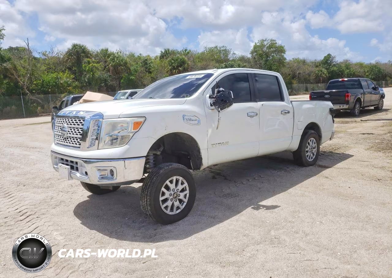 2017 Nissan Titan Sv