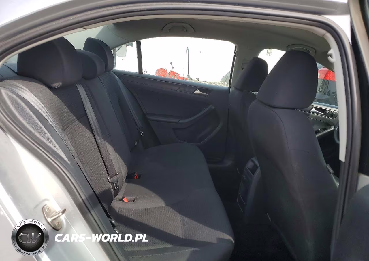 2016 Volkswagen Jetta S VIN:3VW267AJ2GM330301 - 10