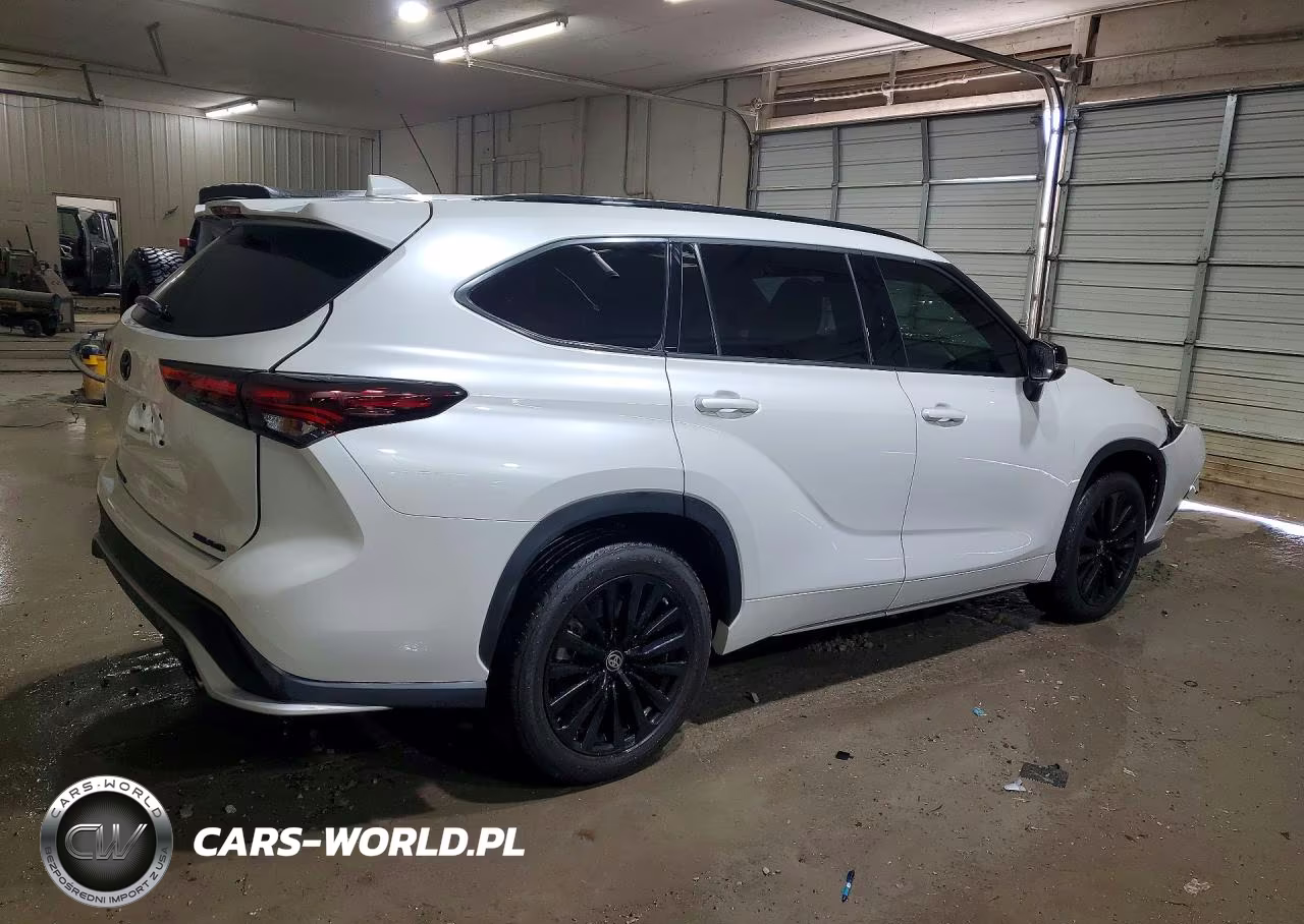 2024 Toyota Highlander Xse VIN:5TDKDRBH6RS569482 - 3