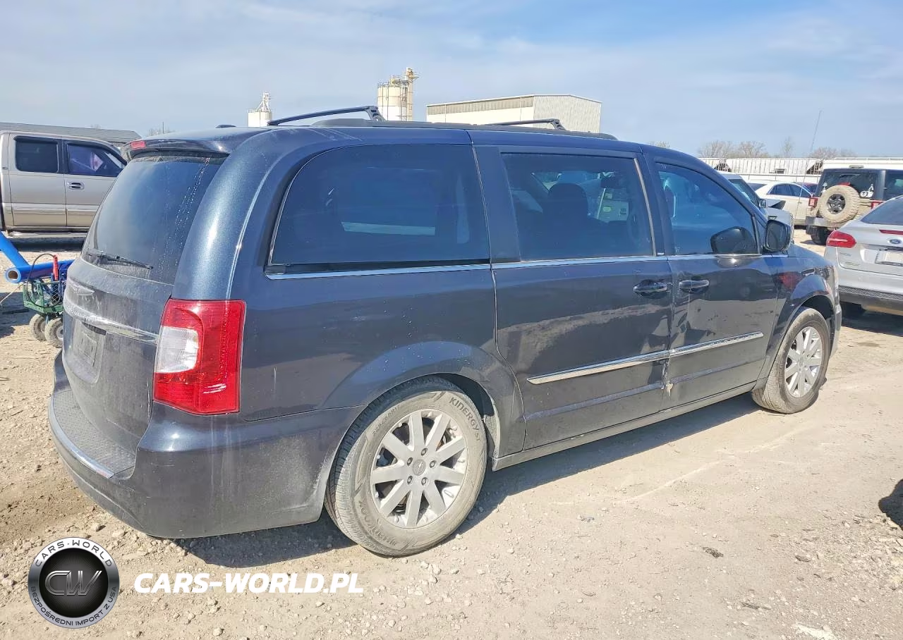 2013 Chrysler Town & Country Touring VIN:2C4RC1BG8DR776418 - 3