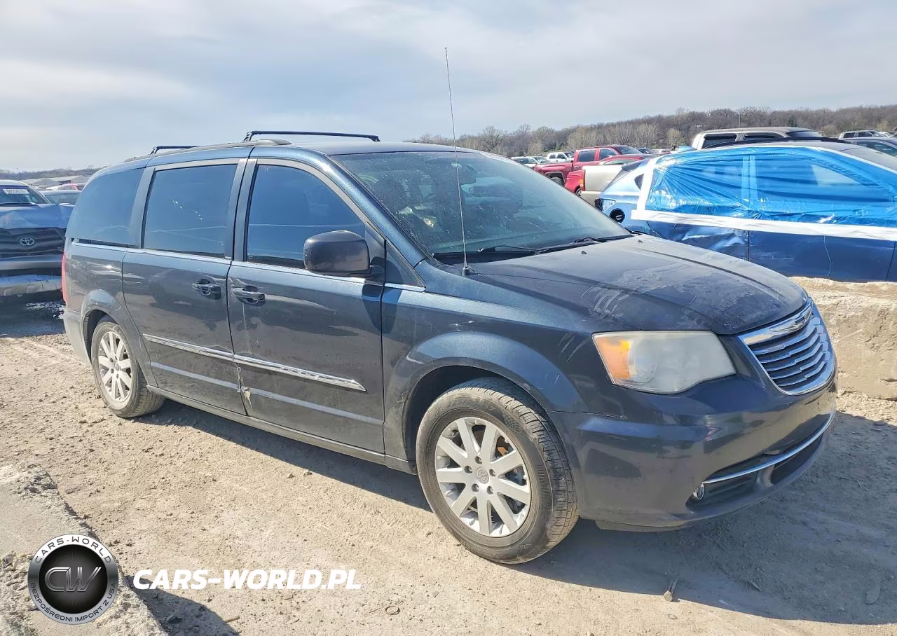 2013 Chrysler Town & Country Touring VIN:2C4RC1BG8DR776418 - 4