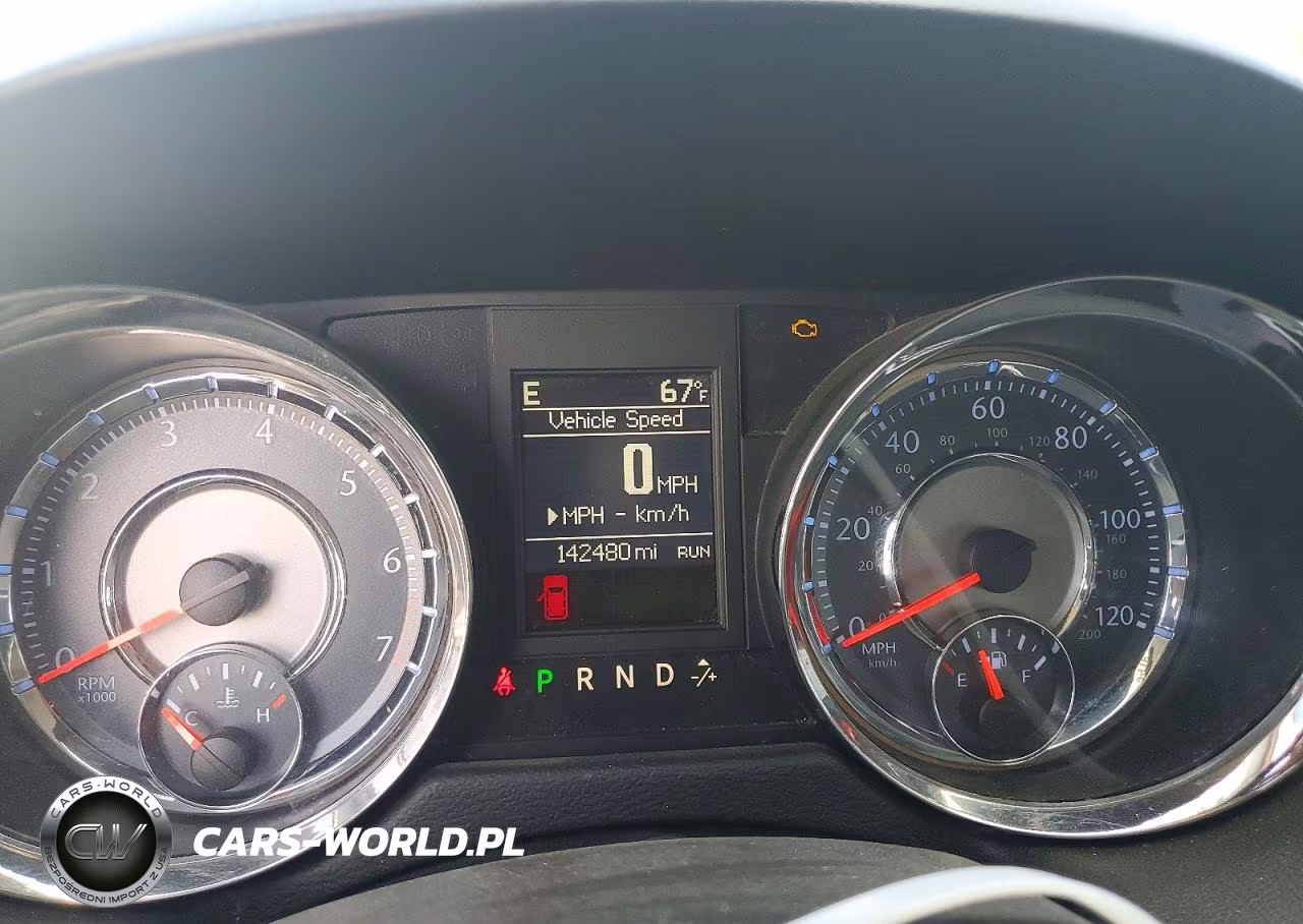 2013 Chrysler Town & Country Touring VIN:2C4RC1BG8DR776418 - 9