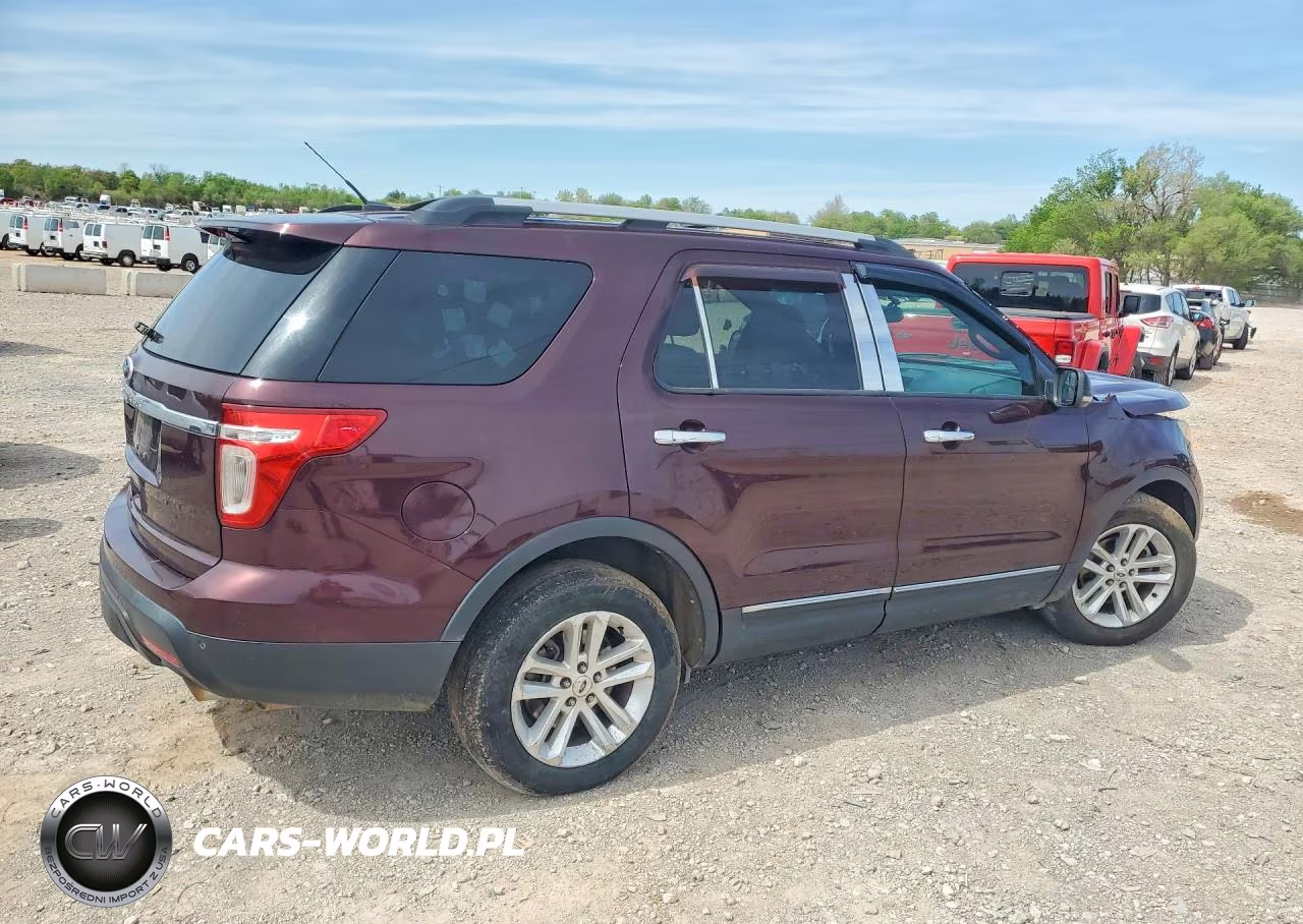 2011 Ford Explorer Xlt VIN:1FMHK7D8XBGA63537 - 3