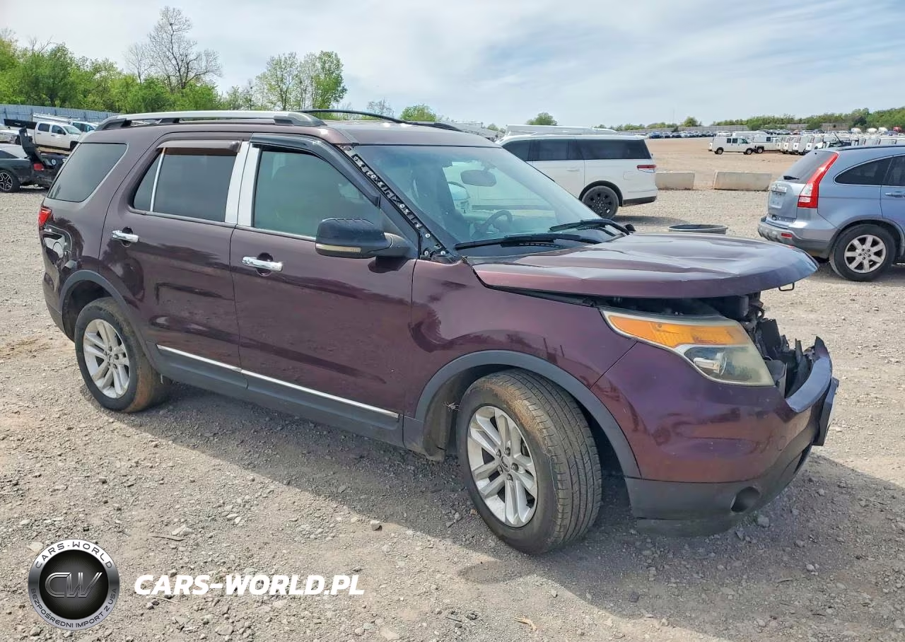 2011 Ford Explorer Xlt VIN:1FMHK7D8XBGA63537 - 4