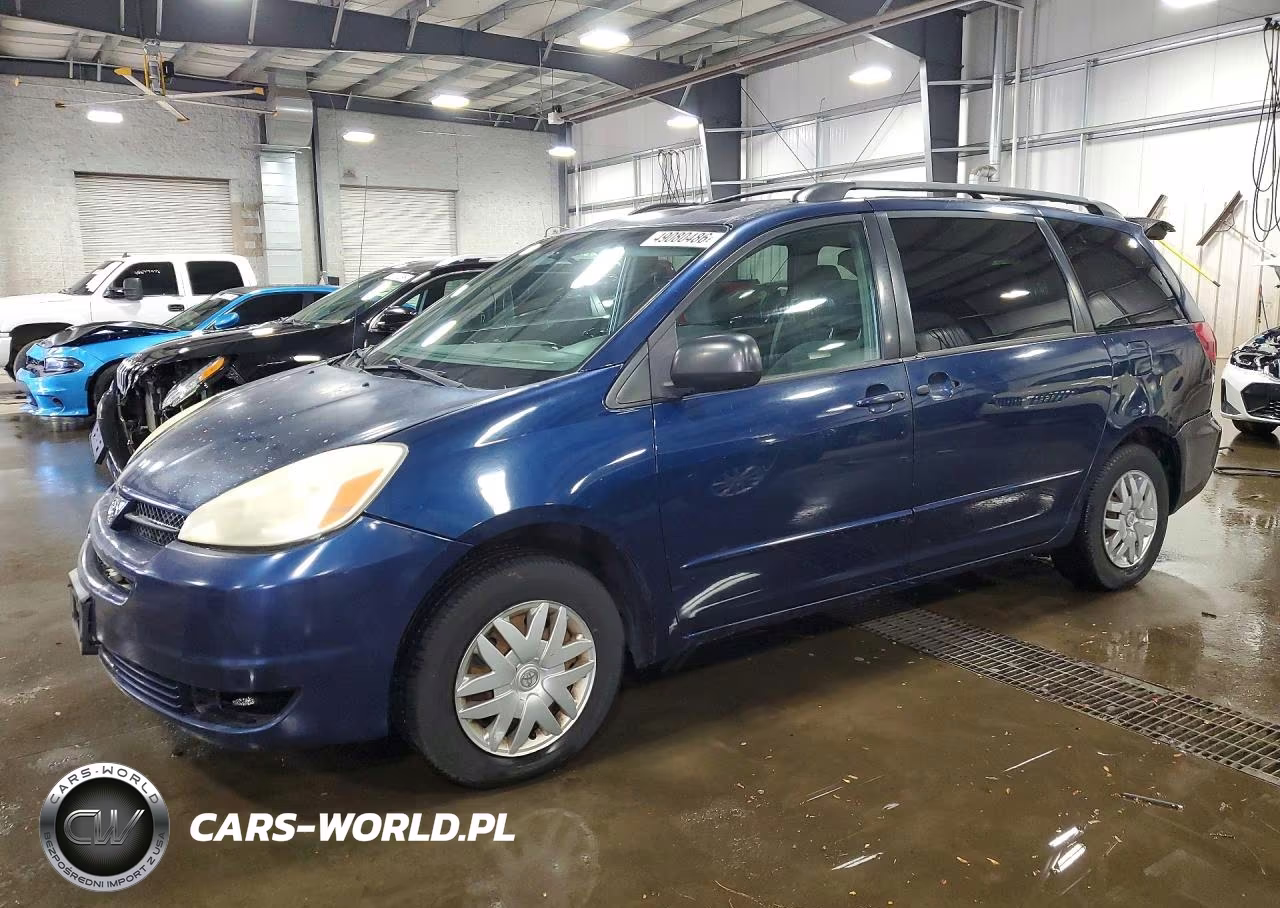 2005 Toyota Sienna Le 7 Passenger
