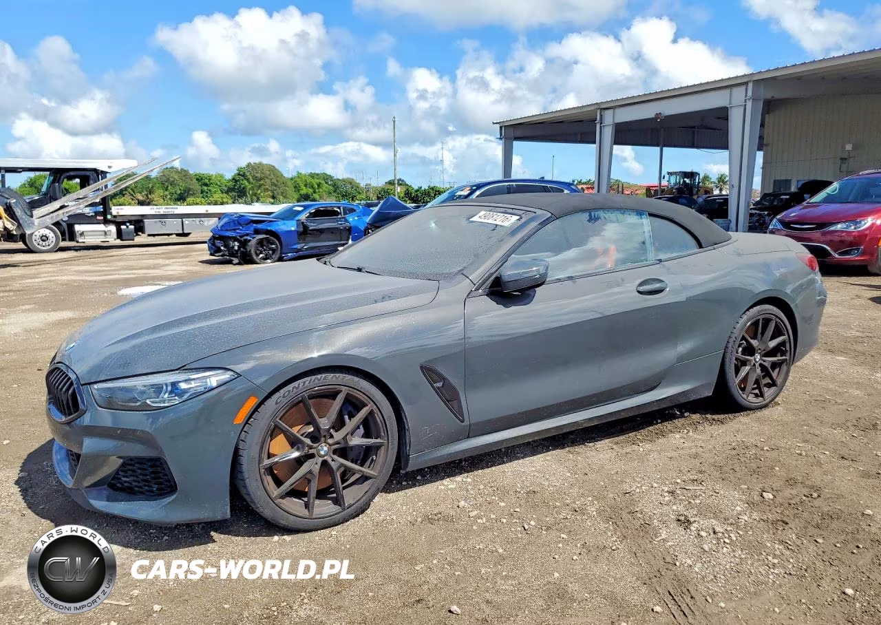 2022 BMW M850Xi