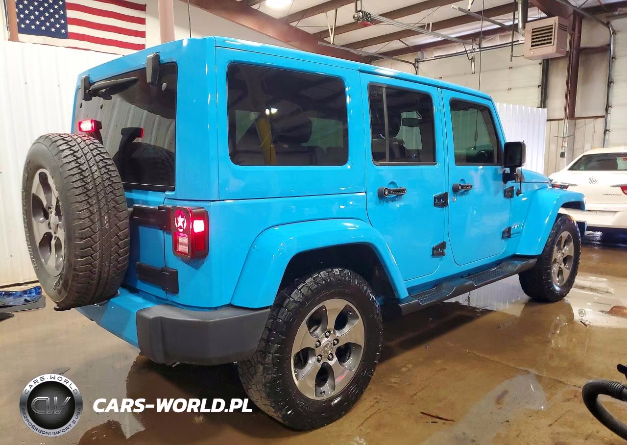 2018 Jeep Wrangler Unlimited Sahara VIN:1C4BJWEG7JL831848 - 3