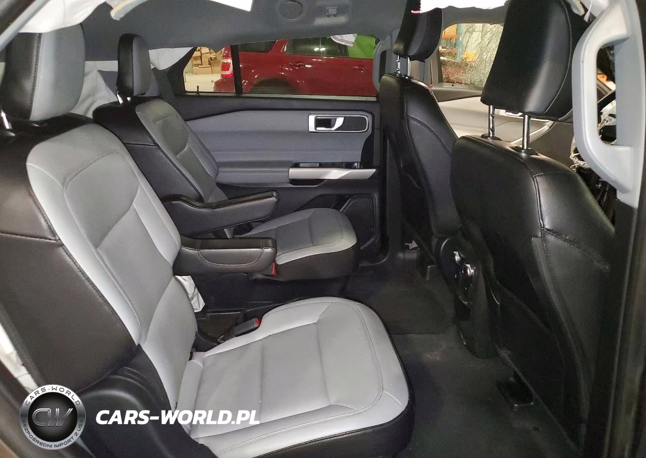 2021 Ford Explorer Xlt VIN:1FMSK8DHXMGA49703 - 11