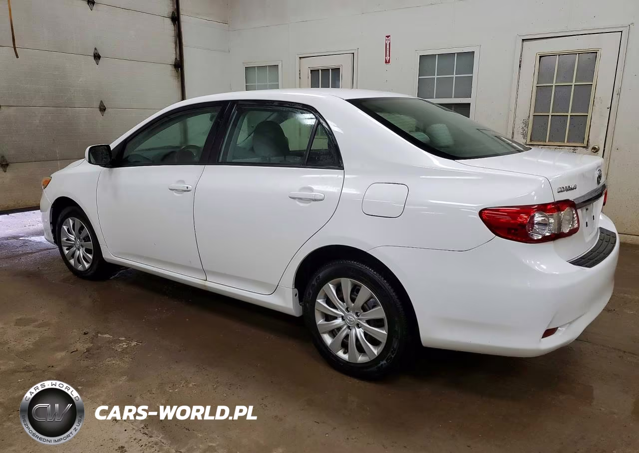 2012 Toyota Corolla Le VIN:2T1BU4EE7CC843325 - 2