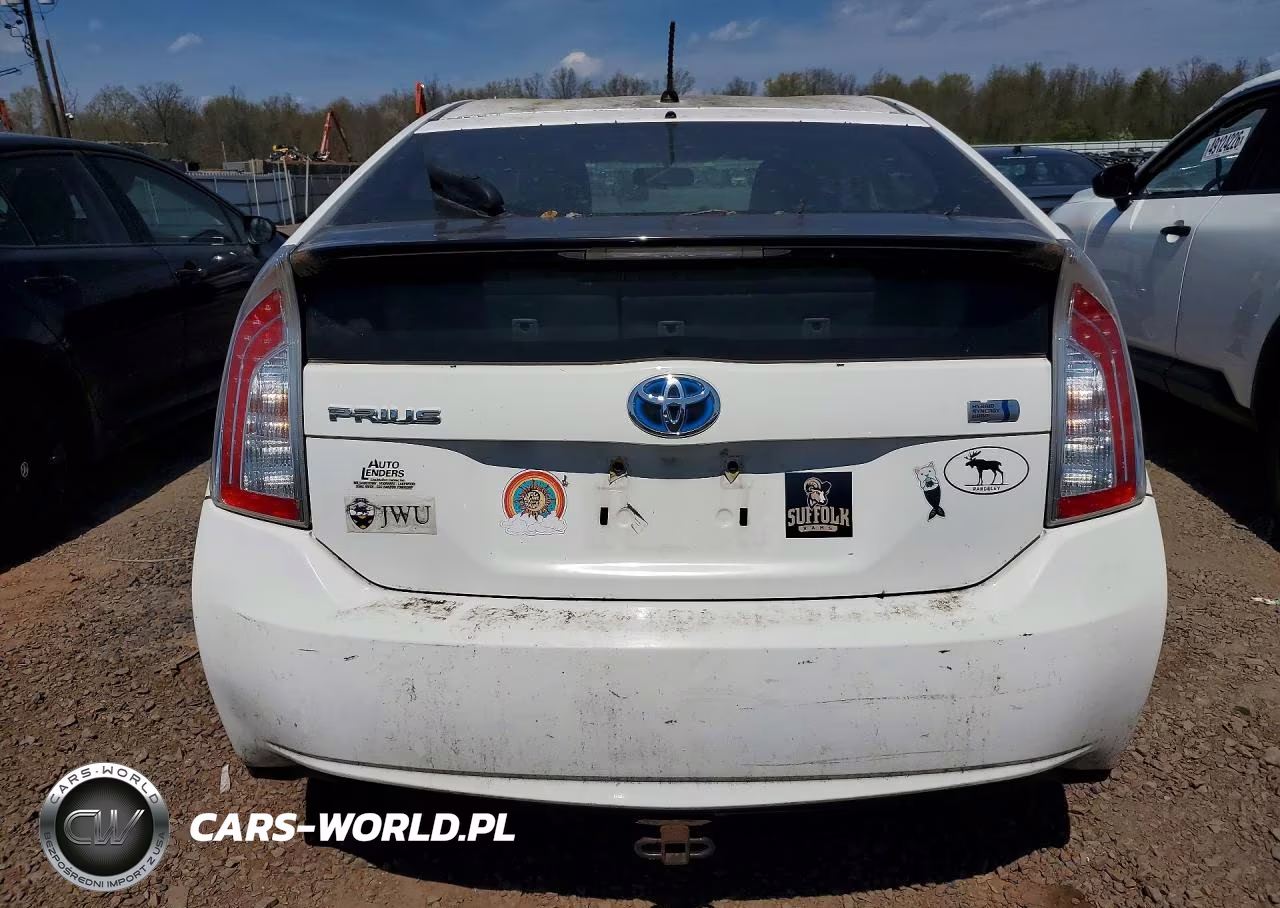 2012 Toyota Prius Two VIN:JTDKN3DU2C5398229 - 6