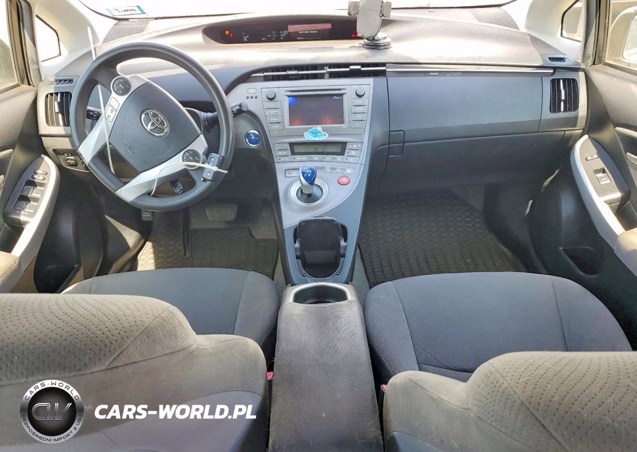2012 Toyota Prius Two VIN:JTDKN3DU2C5398229 - 8