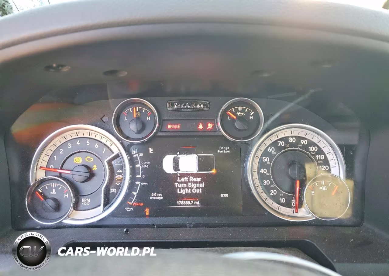2017 Ram 1500 Slt VIN:1C6RR7LG5HS527392 - 9