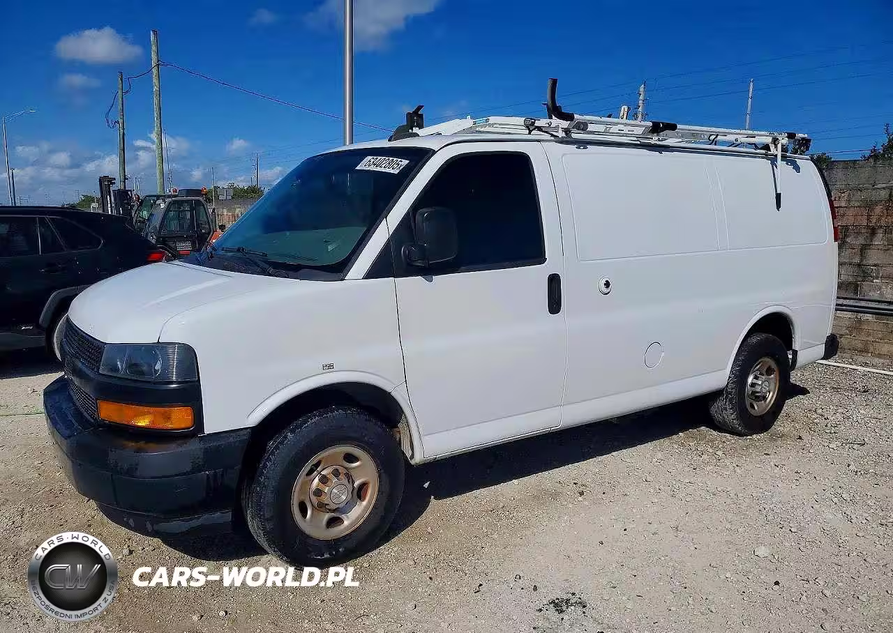 2019 Chev Express G2500