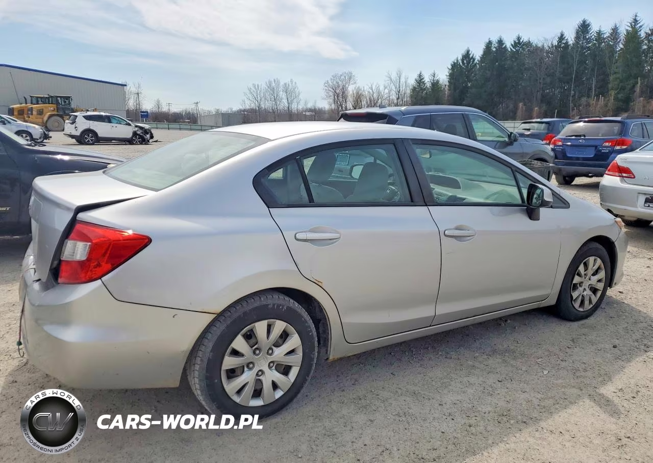 2012 Honda Civic Lx VIN:19XFB2F53CE387495 - 3