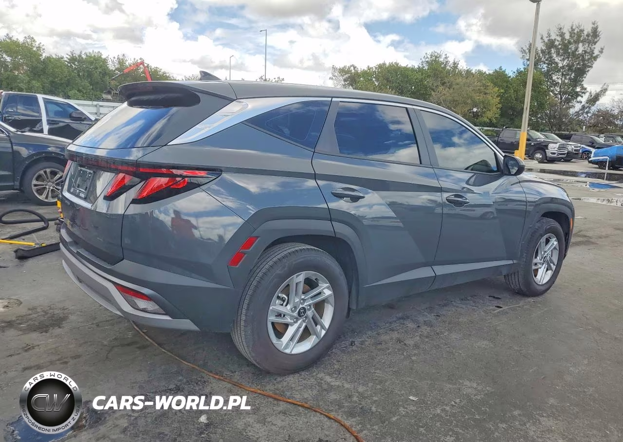 2025 Hyundai Tucson Se VIN:5NMJA3DE0SH607141 - 3