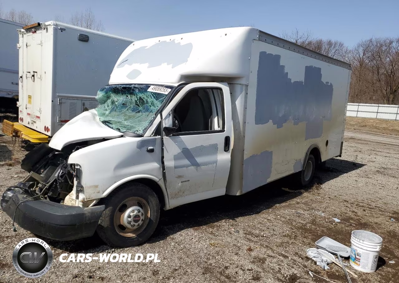 2019 GMC Savana Cutaway G3500