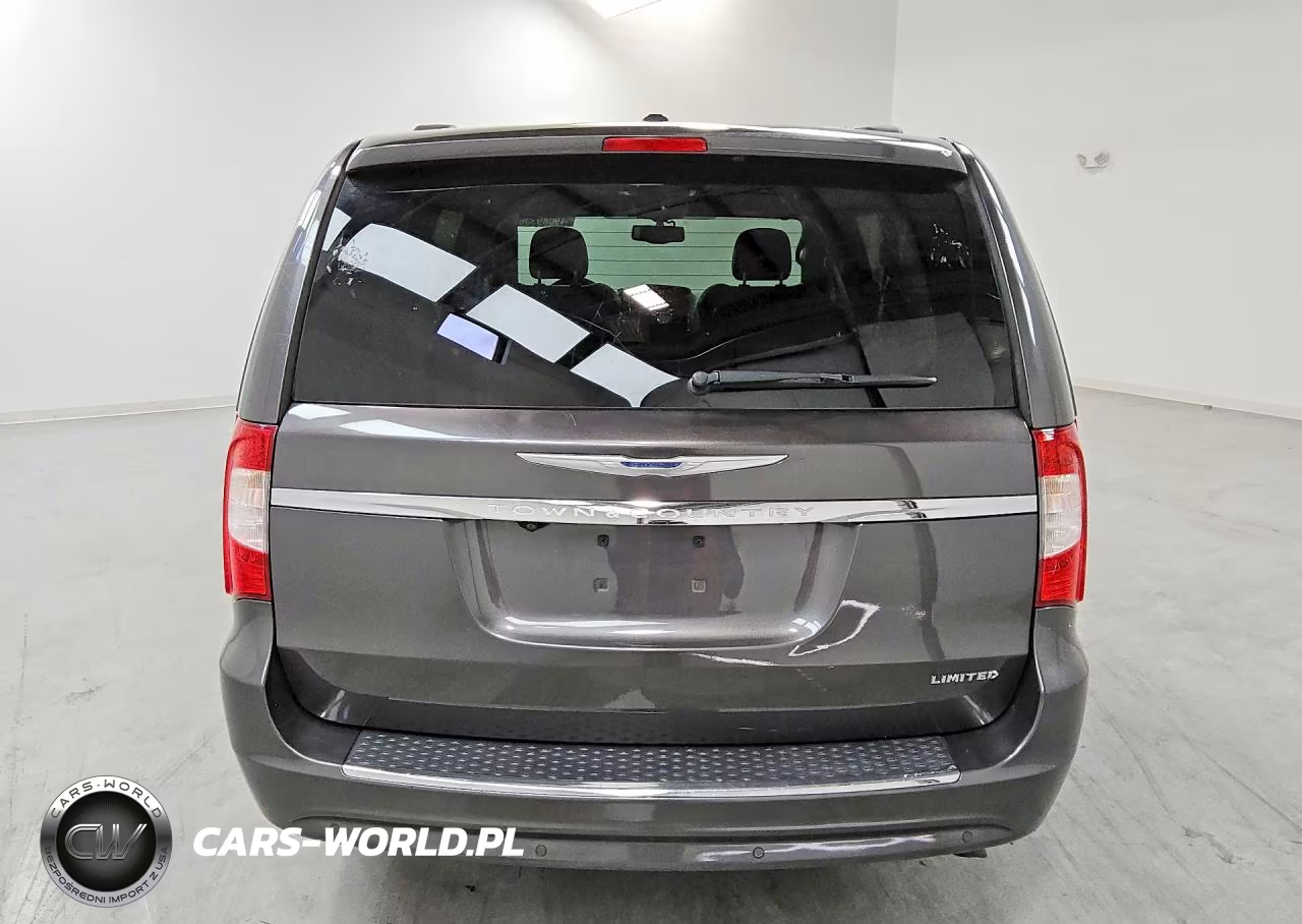 2015 Chrysler Town & Country Limited VIN:2C4RC1JG0FR742221 - 6