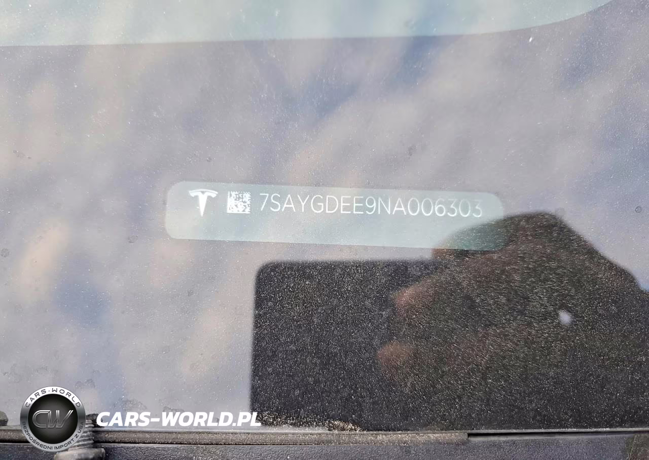 2022 Tesla Model Y VIN:7SAYGDEE9NA006303 - 12