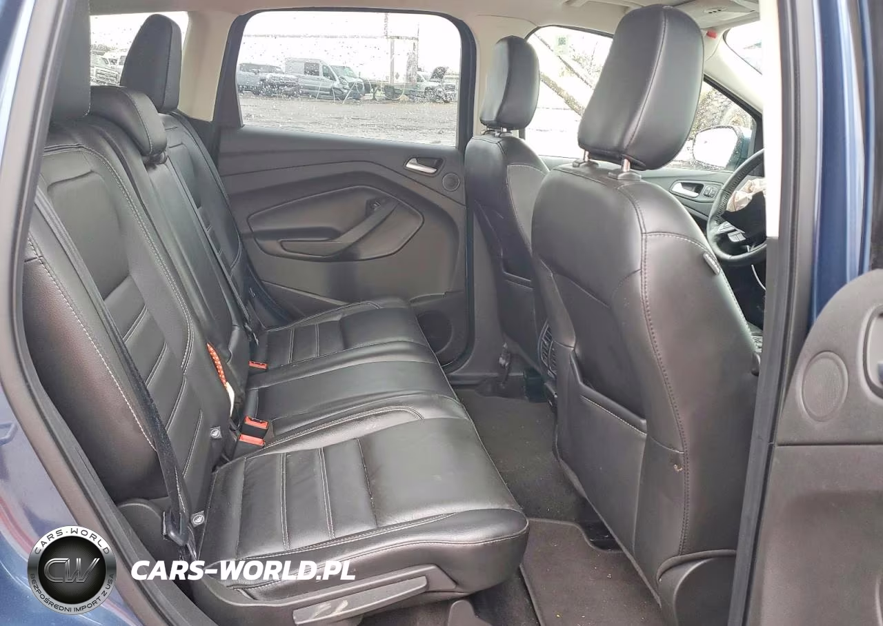 2018 Ford Escape Titanium VIN:1FMCU0J91JUA21038 - 11