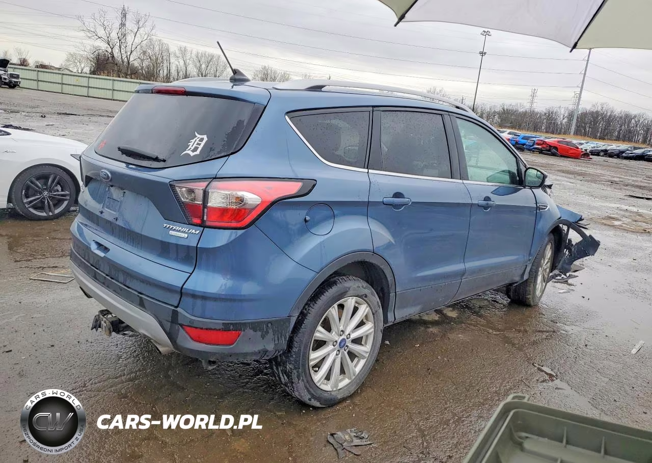 2018 Ford Escape Titanium VIN:1FMCU0J91JUA21038 - 3