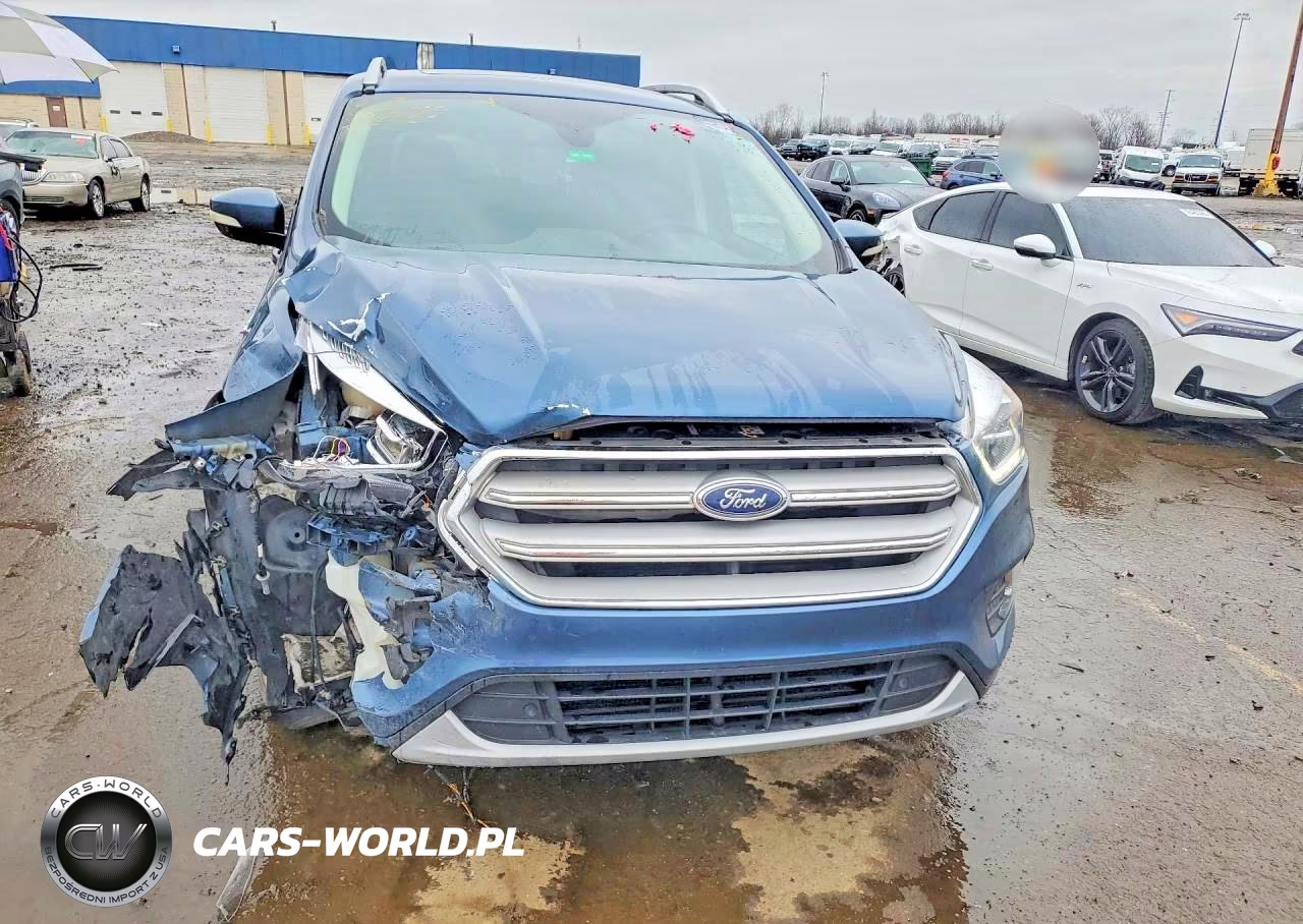 2018 Ford Escape Titanium VIN:1FMCU0J91JUA21038 - 5