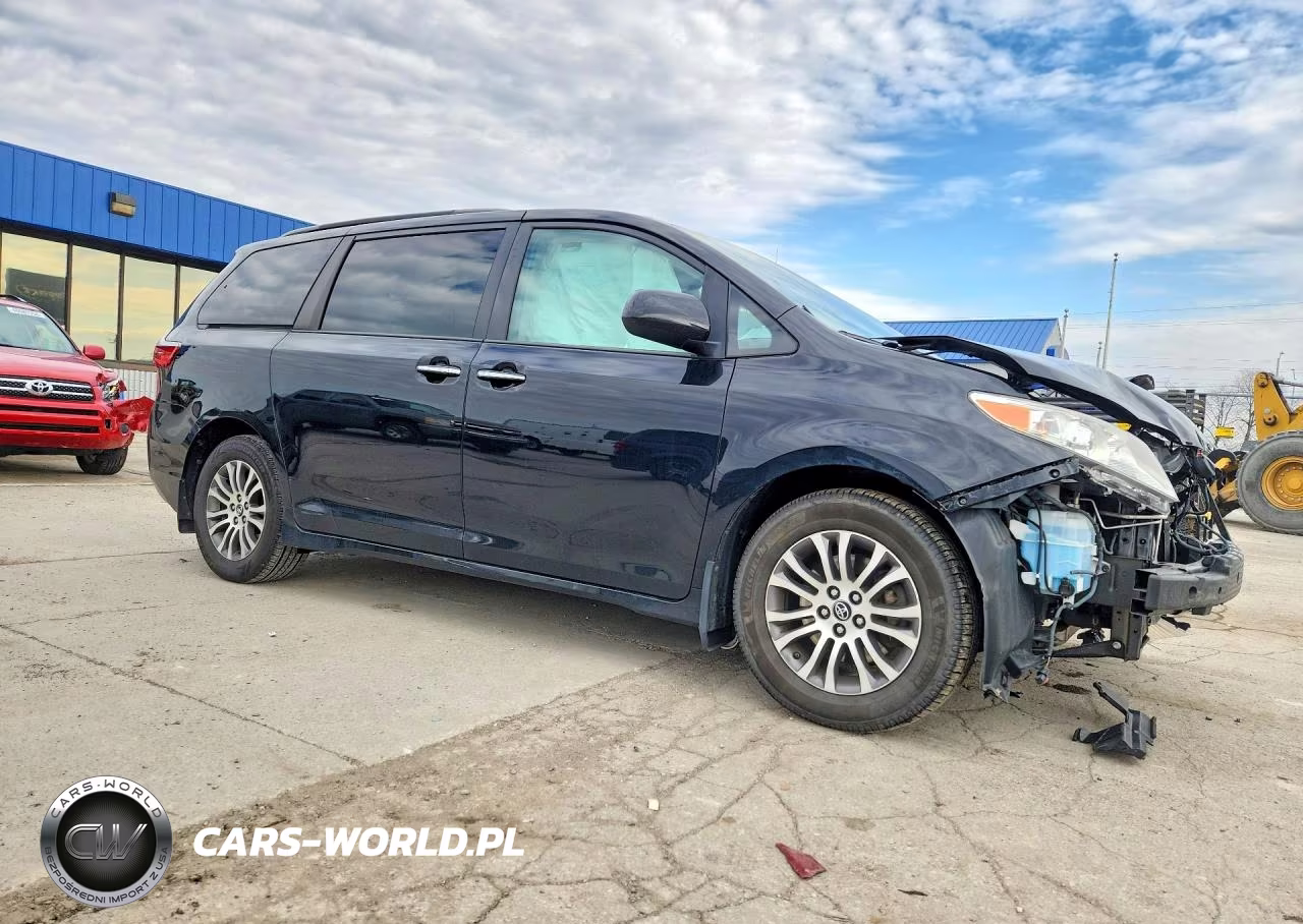 2018 Toyota Sienna Xle Premium 8-Passenger VIN:5TDYZ3DC0JS963218 - 4