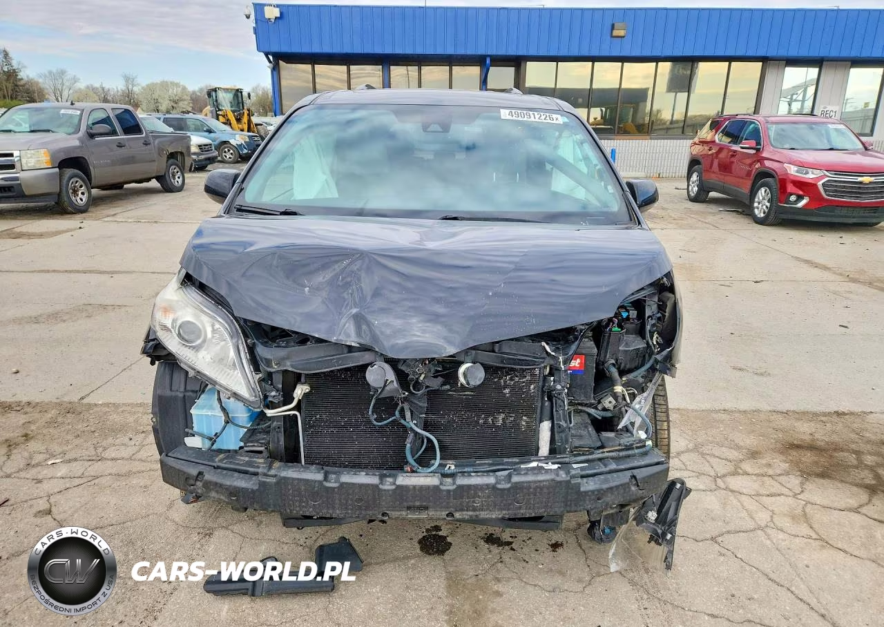 2018 Toyota Sienna Xle Premium 8-Passenger VIN:5TDYZ3DC0JS963218 - 5