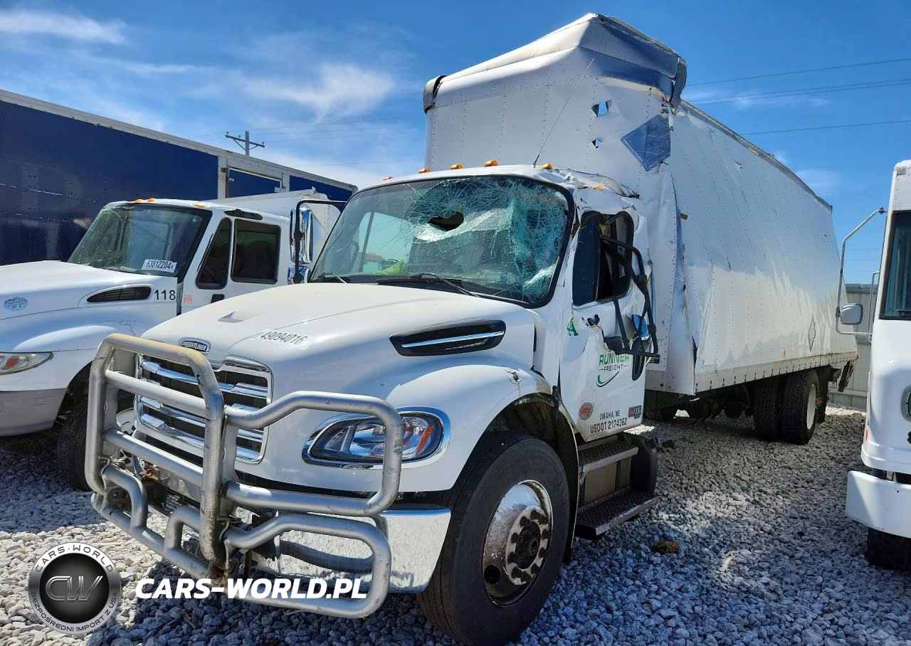 2025 Freightliner Business Class M2 Box Truck