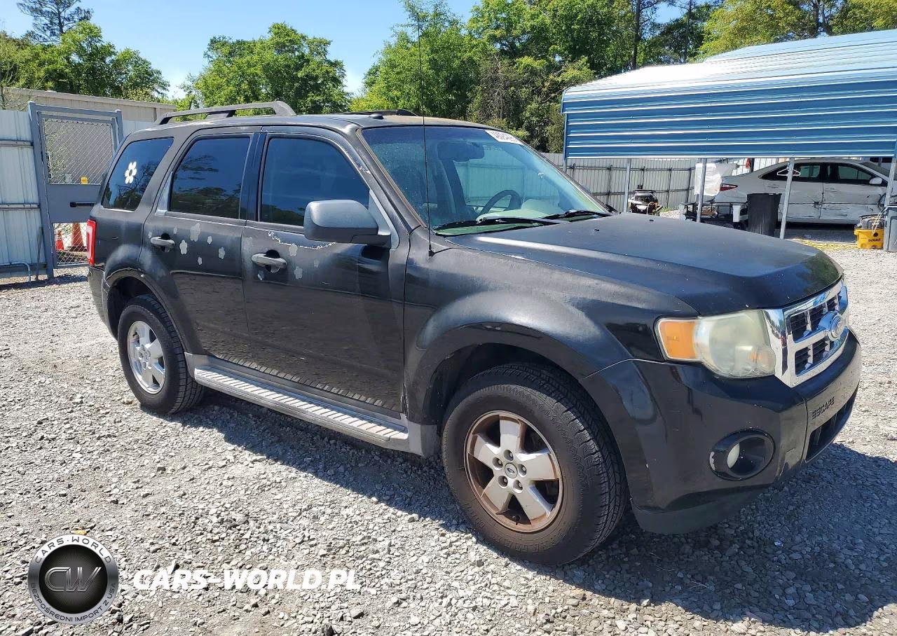 2010 Ford Escape Xlt VIN:1FMCU0D70AKB01629 - 4