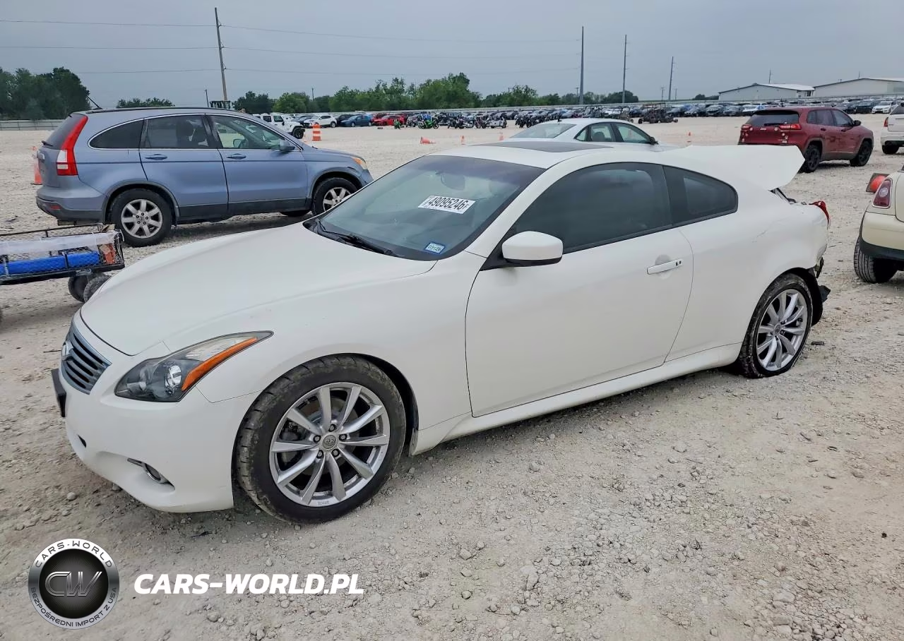 2013 Infiniti G37 Coupe Journey – zdjęcie 1 z 12